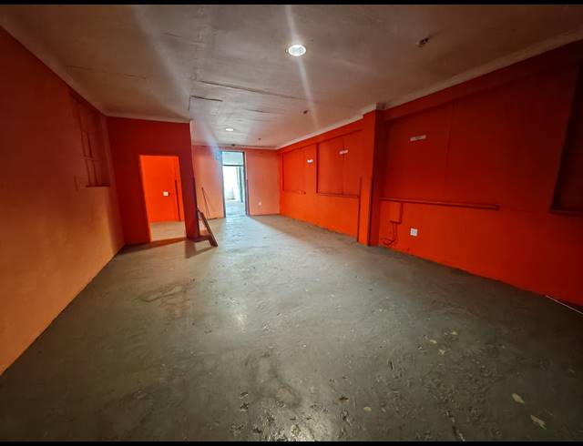 1,963M² WAREHOUSE FOR SALE IN BOOYSENS RESERVE